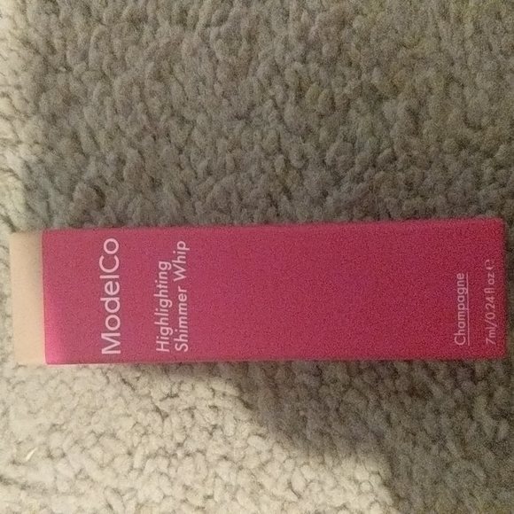 Highlighting Shimmer Whip - Picture 2 of 3